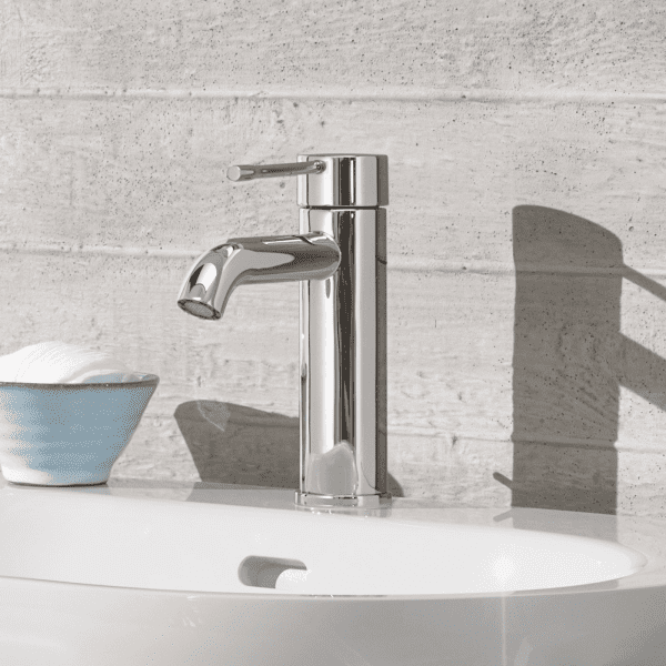Grohe Essence Waschtisch Einhebelmischer mit Ablaufgarnitur, verchromt