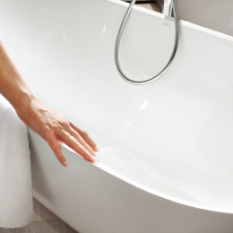 Villeroy & Boch Theano freistehende Badewanne, oval 175x80 cm weiß