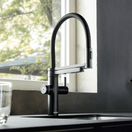 Blanco EVOL-S Pro Spültischarmatur mit flexiblem Arm, Spülbrause und Filterfunktion, schwarz matt