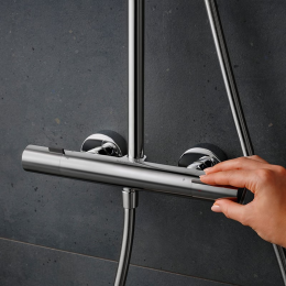 Hansgrohe Pulsify S Puro Aufputz-Duschsystem mit Thermostat mit EcoSmart, chrom