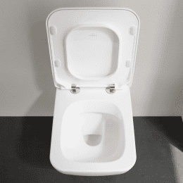 Villeroy & Boch Venticello Wand-WC mit Sitz SoftClosing, DirectFlush, Alpinweiß