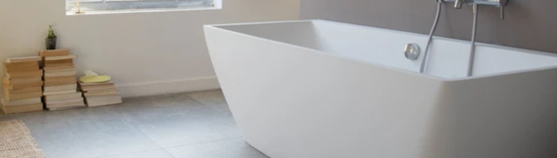 Vorwandbadewannen